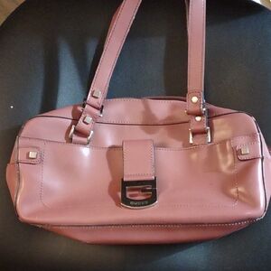 Guess Mauve Leather Shoulder Bag